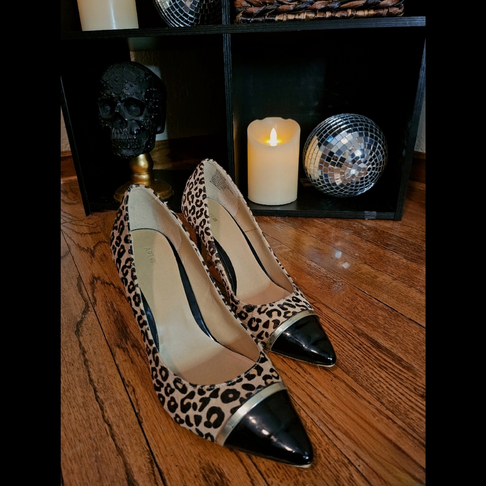 Classy, cheetah print heels